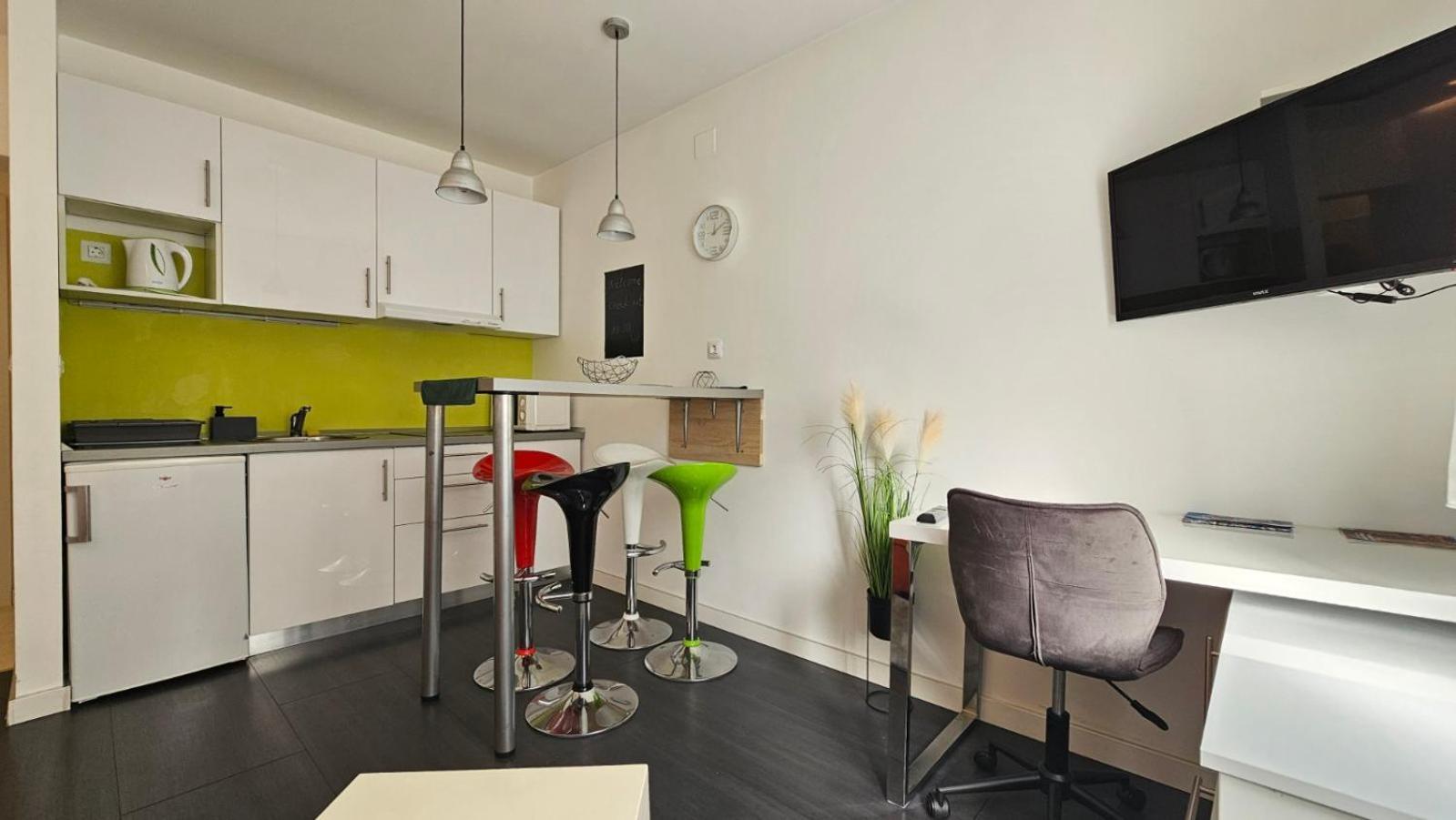 Apartament In Center *