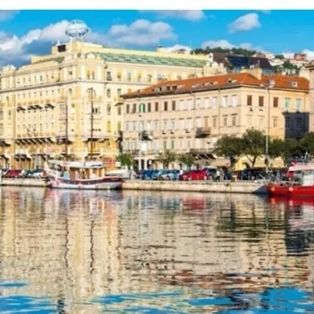 In Center Apartment Rijeka Exterior photo